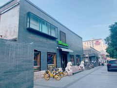 -全家便利店(王府井大街店)