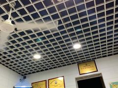 -覃肥叔桂林米粉(粮道街店)