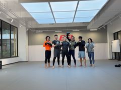 -EFL巴西柔术·综合格斗·泰拳·少儿体能训练(虹桥德必馆)