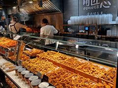 -胖东来生活广场(健康路店)