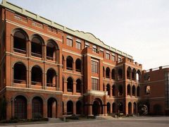 -上海市商贸旅游学校(浦西校区)