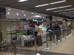 -上海科技馆(地铁站)