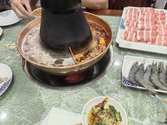 -楼外楼大刀肉传统火锅(西安大路店)