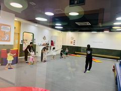 -爱威盛亲子俱乐部·纽约国际早托中心