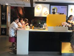 -麦当劳(七宝乐购店)
