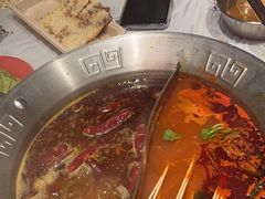 -大芊金重庆串串火锅(南京路店)