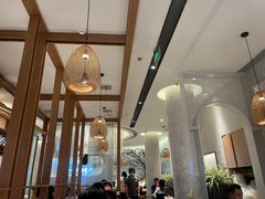 -三人行骨头王火锅(长寿店)
