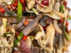 -四川小胡子海鲜(丁村万人海鲜广场店)