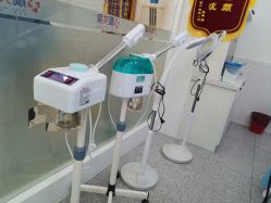 -靓芙泉祛痘.科技美肤连锁