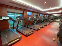 -富力丽思卡尔顿酒店健身中心