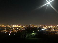 -鬼笑石后山停车场