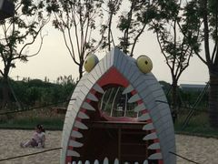 -田园东方蜜桃村的田野营地