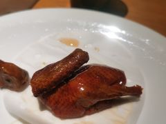 脆皮乳鸽-新荣记(西溪湿地店)