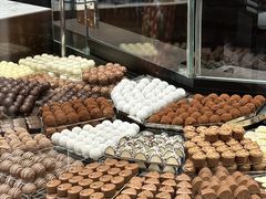 -Laderach 莱德拉(上海环贸iapm店)