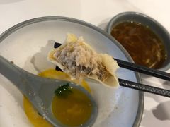 -馋三尺蟹粉小笼(人民广场店)