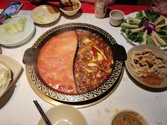 -宽板凳老灶火锅(簋街店)