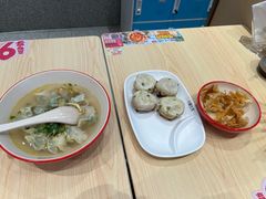 -小杨生煎(浦江欢乐颂店)