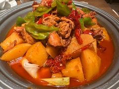 沙湾大盘鸡-耶里夏丽·新疆菜·家庭聚场(百联中环购物广场店)