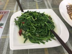 -天天向上素食餐厅(五台山店)