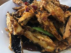 -三居鲁味坊黄焖鸡(山大路店)