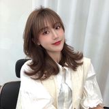 帮表妹从新设计的发型发色