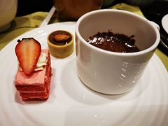 -万达瑞华酒店美食汇自助餐厅(楚河汉街店)