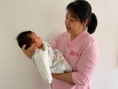 -爱贝尔高端月嫂(母婴护理)