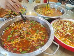 -焱焰鲜锅兔·佳味郑氏·自贡特色菜