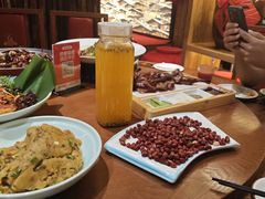 -老滇山寨•云南特色菜•地方菜•民族风情歌舞表演(金碧店)