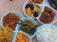 -晓宇盒饭(民安街店)