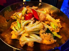 -钳真多钓虾馆·小龙虾海鲜烧烤(九六广场店)
