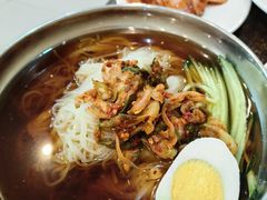 -韩风烤牛肉冷面店