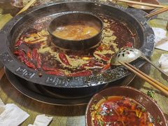 -黄潇洒老火锅(九眼桥宏济巷店)