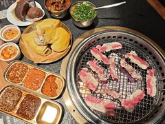 -何发发和牛烧肉·鳗鱼榴莲放题自助(乐峰广场店)