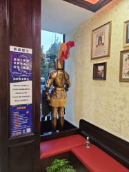 -东方先生国潮男士理发馆