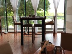 -上海佘山世茂艾美酒店