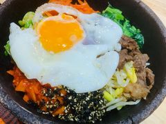 大粒牛肉石锅拌饭-小木屋拌饭(沈阳中街大悦城店)
