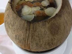 椰皇花旗参老鸽汤-锦粤宫·精致粤菜(深圳北站店)