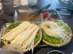 -由衷贵州酸汤牛肉火锅(新桥店)