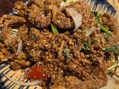 -Cuc Gach Quan Restaurant