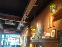 -巴卤社老火锅(财富店)