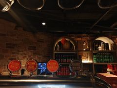 -麦凯伦烧烤·精酿超级工厂店(金桥总店)