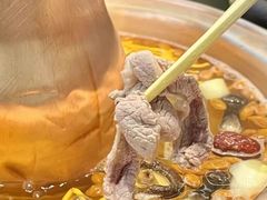 -尚尚仙·酸汤猪手·猪肚鸡火锅(华联万柳购物中心店)