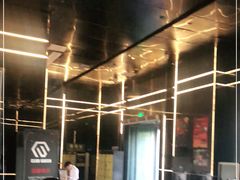 -Club Queen皇后酒吧