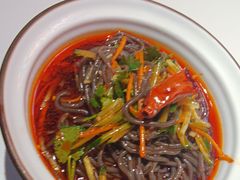 -鸣记脆皮烤鱼(三八广场店)