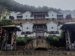 -云卷云书咖啡厅