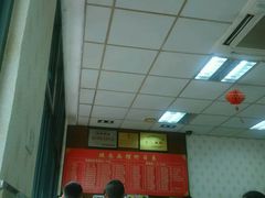 -镇南锅盖面馆(解放路店)