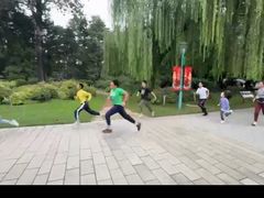 -悦动体能篮球羽毛球网球(三里河店)