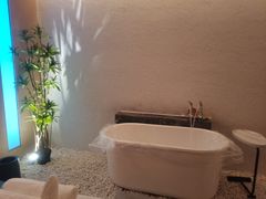 -快乐大桶水养生足浴SPA(前兴路店)