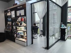 -U·NI SALON 造型